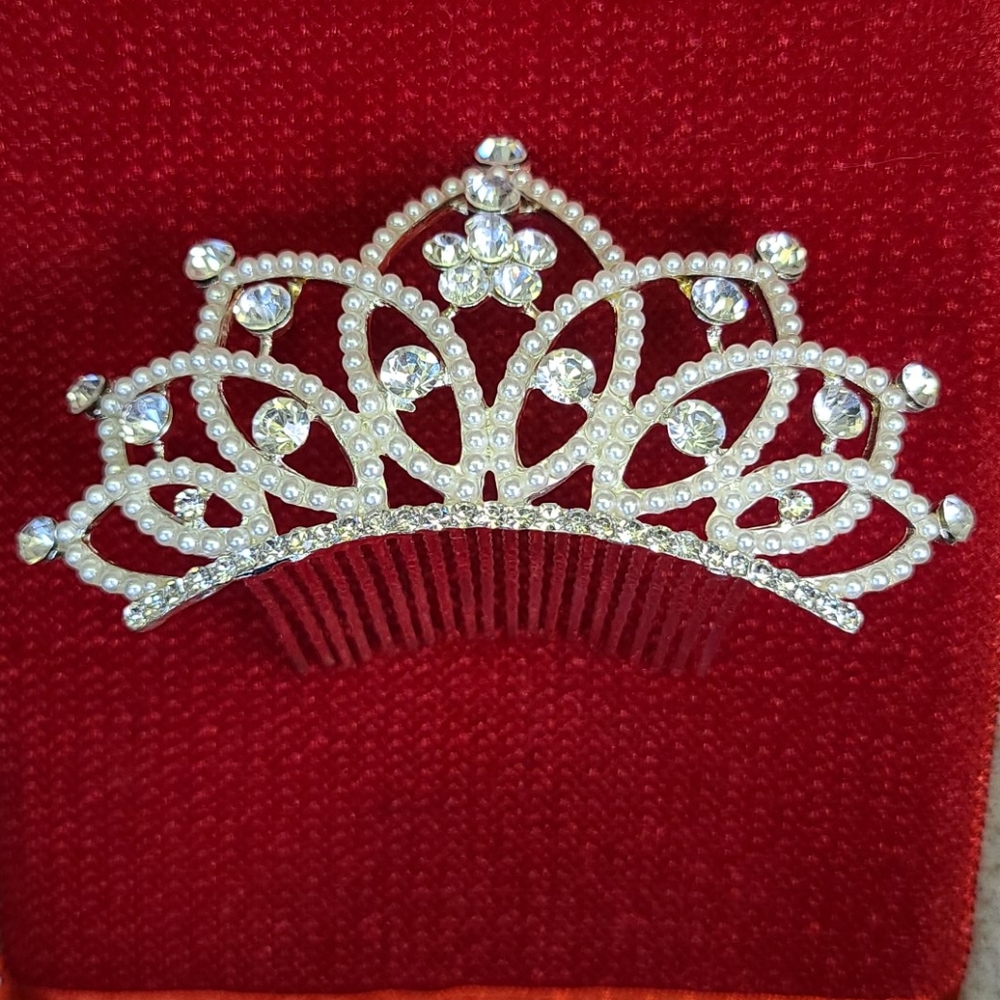Tiara Pearl and Rhinestones look.